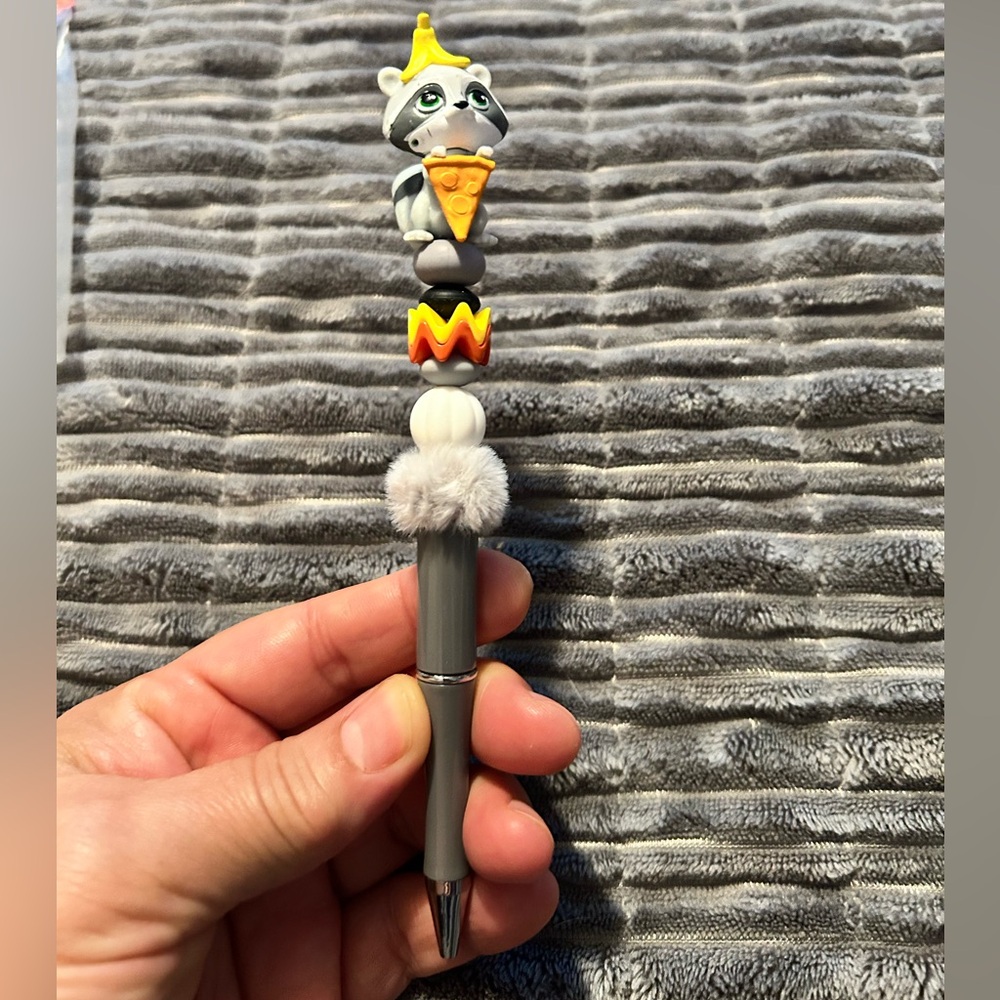 Gray and Yellow Raccoon Pen